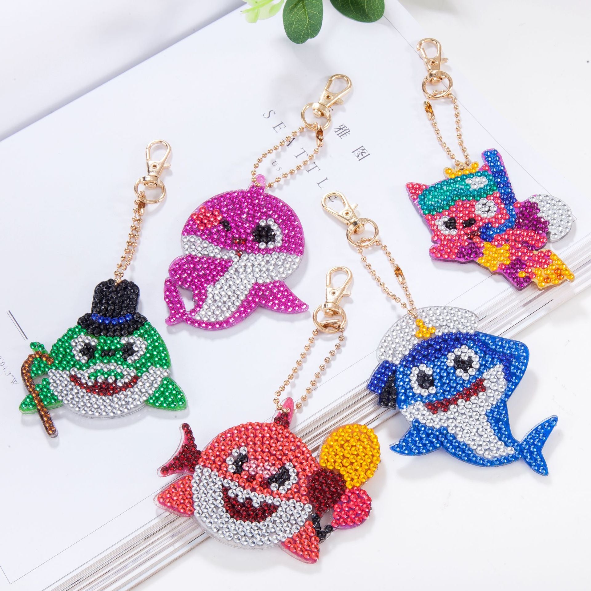 Wholesale DIY Acrylic Sticker Diamond Painting Crown Keychain Set